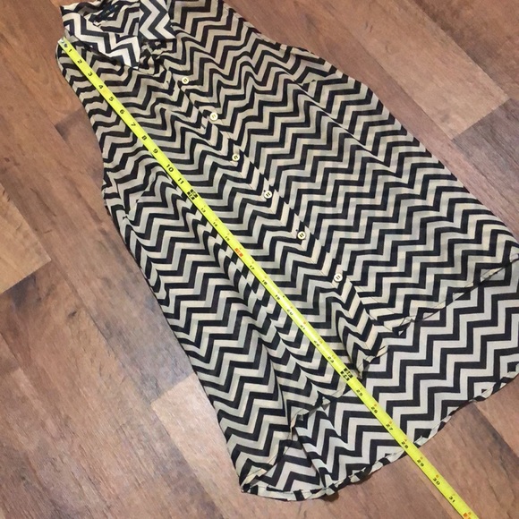 Button Down Tank Top - Picture 4 of 6